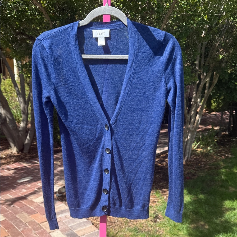 LOFT Blue Ramie Blend V-Neck Button Cardigan – Size XS